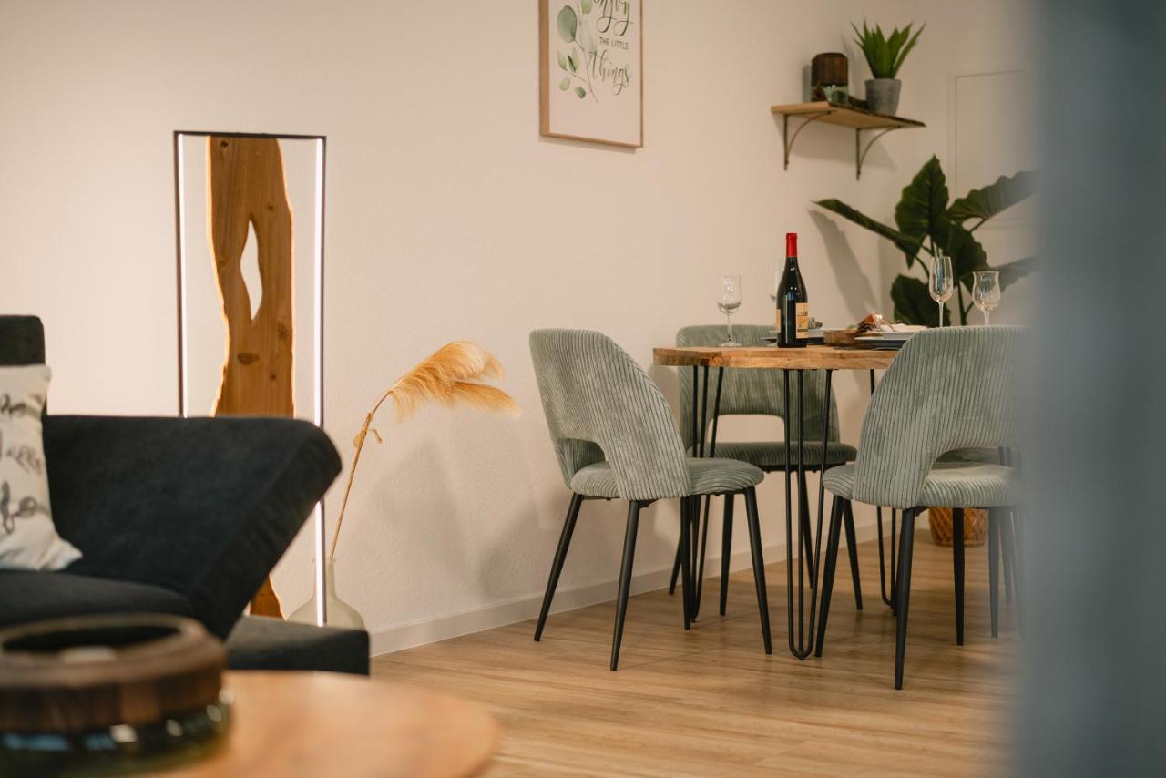 Modernes 2-Zimmer Themen-Apartment Im Zentrum Bayreuth Bagian luar foto